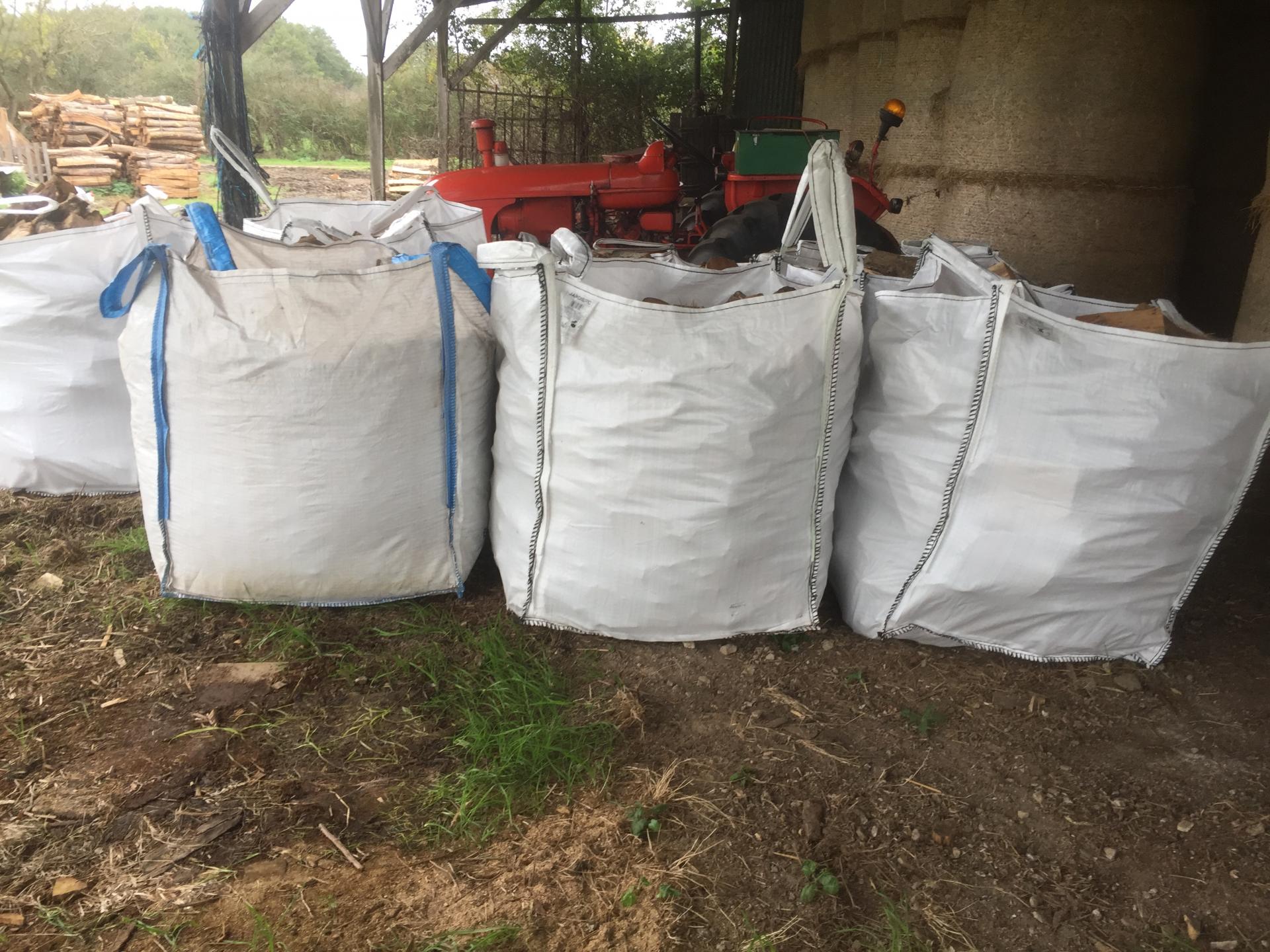 Stock de chutes de bois de chauffage